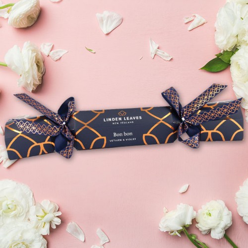 Linden Leaves Bon Bon cracker